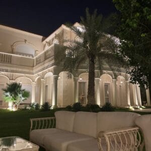 عالم ماس - قصور الامير مقرن بن عبد العزيز